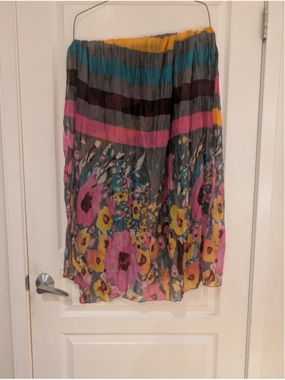 Women's Unbranded Floral Scarf One Size Grey Pink Yellow